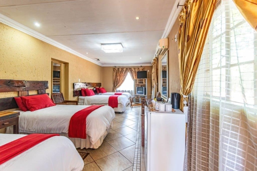 Commercial Property for Sale in Ravenswood Gauteng