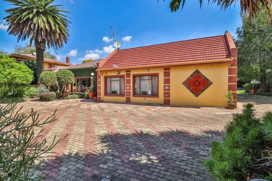 Commercial Property for Sale in Ravenswood Gauteng