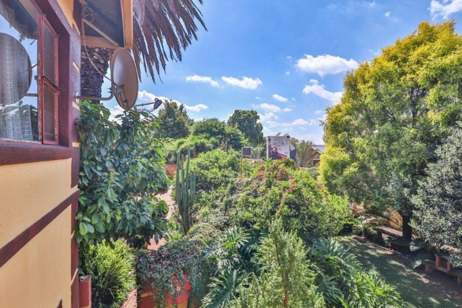 Commercial Property for Sale in Ravenswood Gauteng