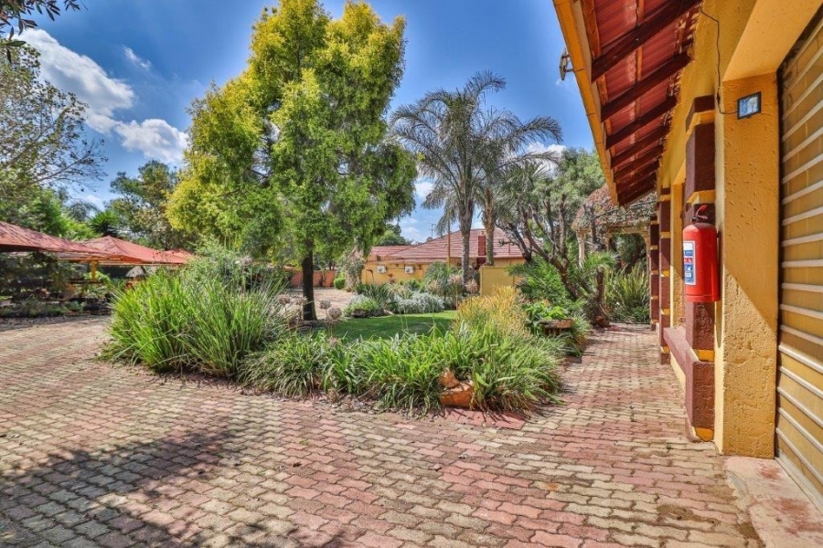 Commercial Property for Sale in Ravenswood Gauteng