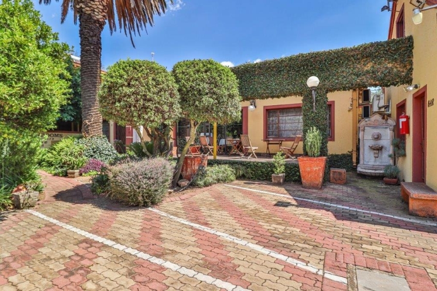 Commercial Property for Sale in Ravenswood Gauteng