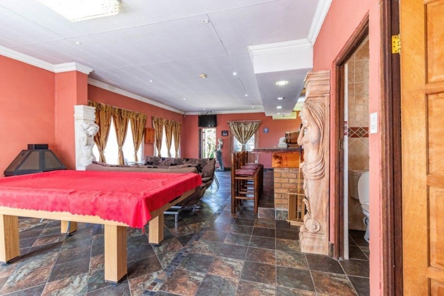 Commercial Property for Sale in Ravenswood Gauteng