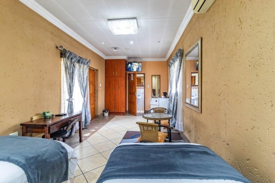 Commercial Property for Sale in Ravenswood Gauteng