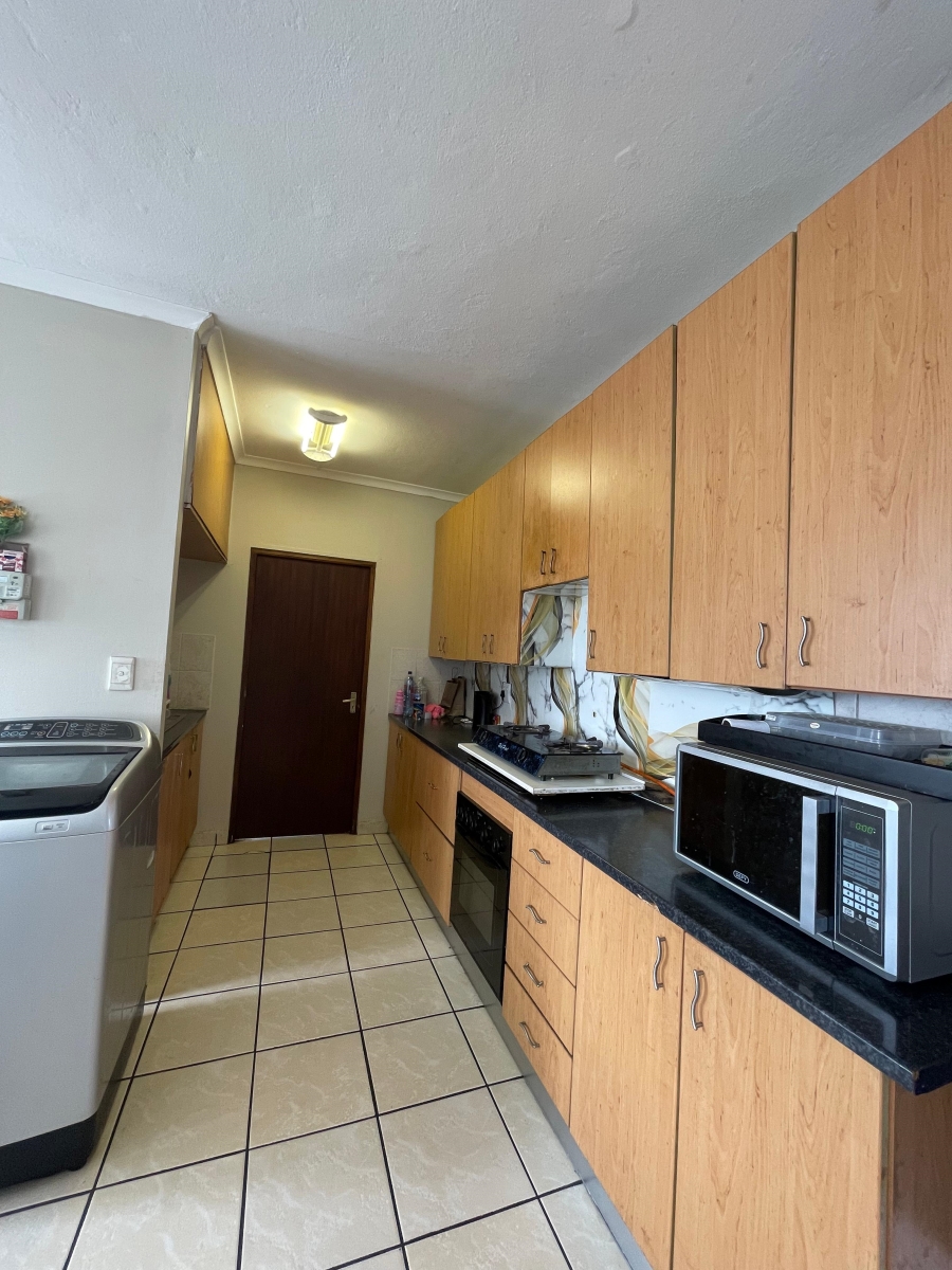2 Bedroom Property for Sale in Ferndale Gauteng