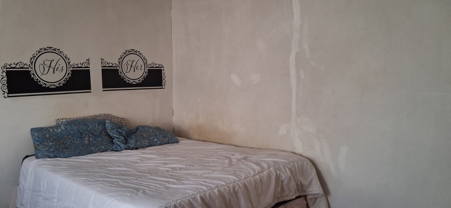 4 Bedroom Property for Sale in Protea Glen Gauteng
