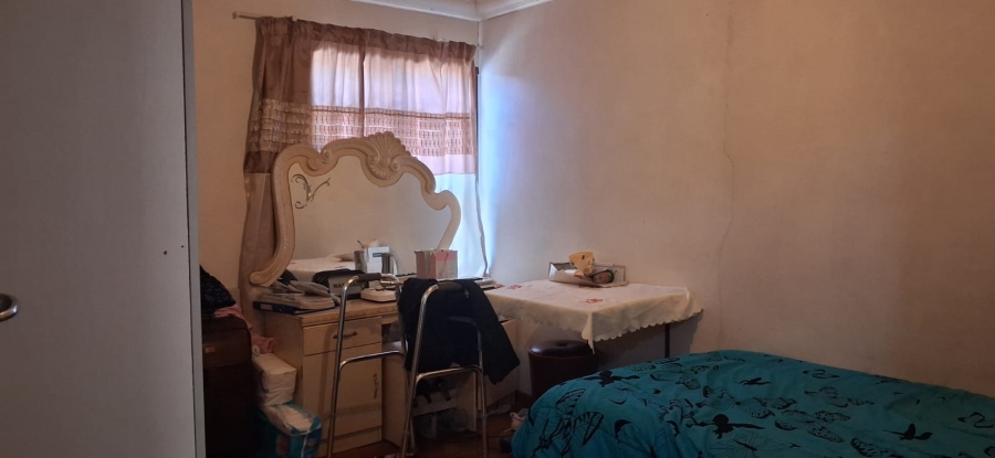 4 Bedroom Property for Sale in Protea Glen Gauteng