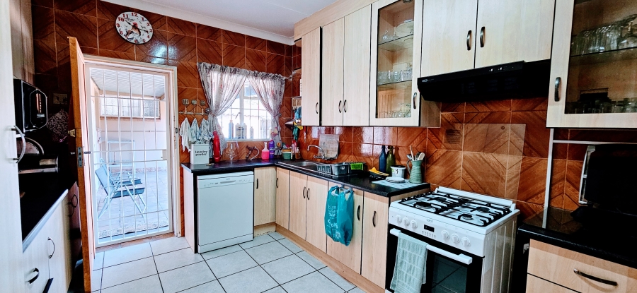 3 Bedroom Property for Sale in Risiville Gauteng
