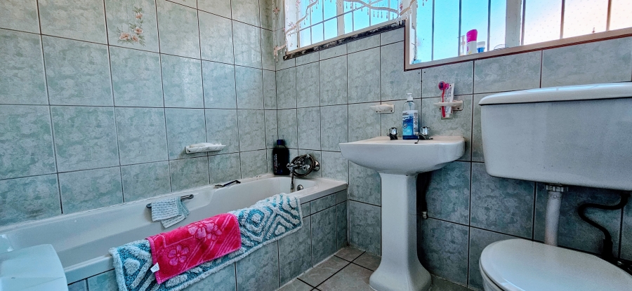 3 Bedroom Property for Sale in Risiville Gauteng