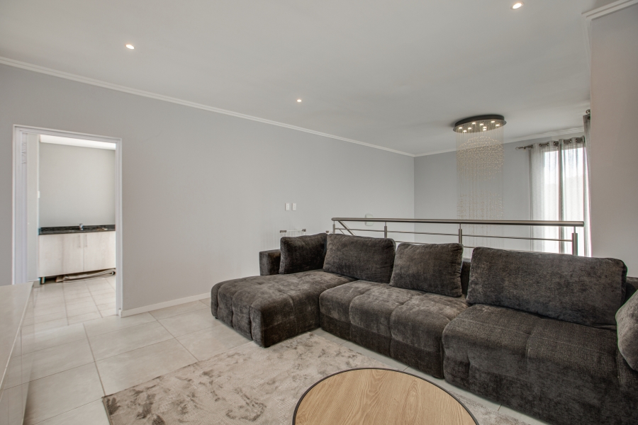 2 Bedroom Property for Sale in Morningside Gauteng