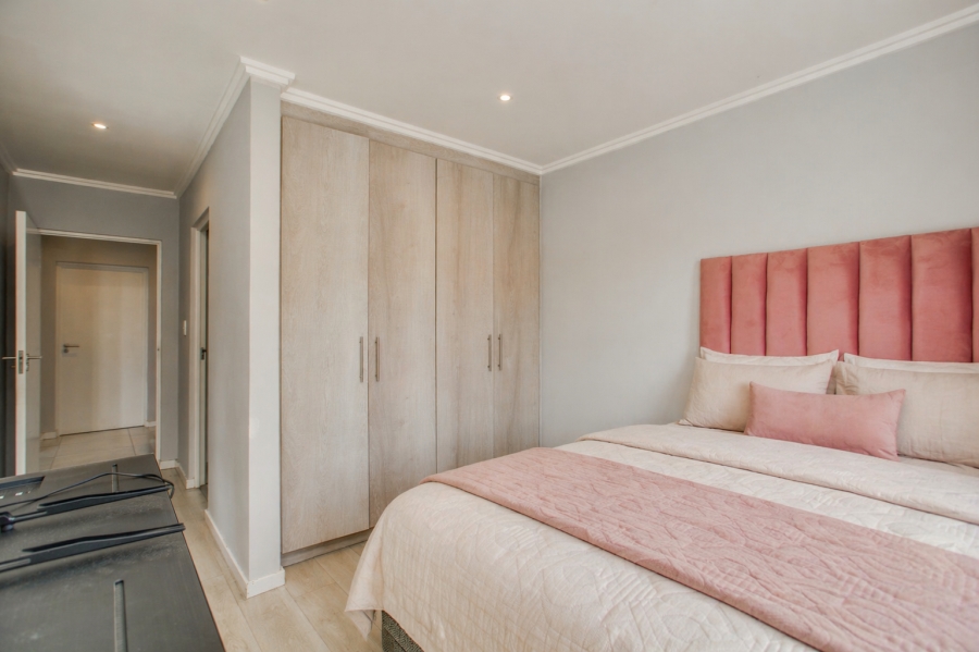 2 Bedroom Property for Sale in Morningside Gauteng