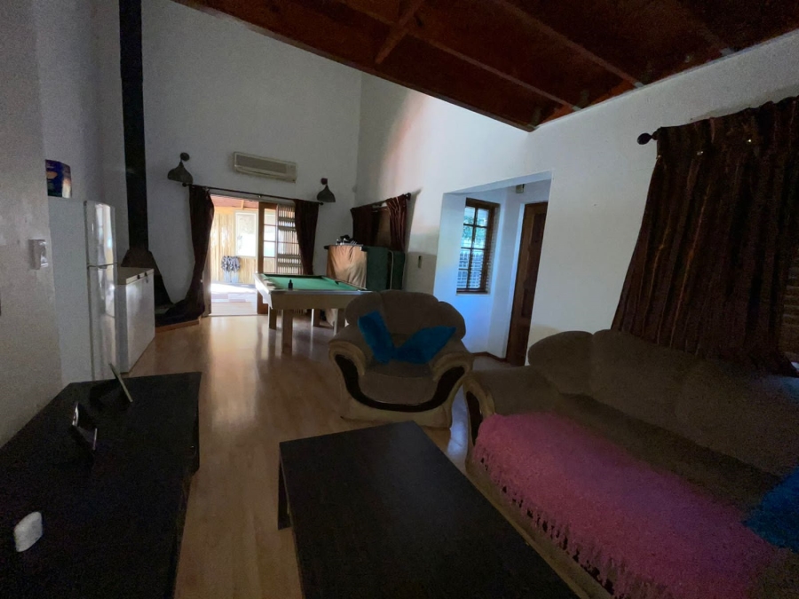 To Let 3 Bedroom Property for Rent in Barbeque Downs Gauteng