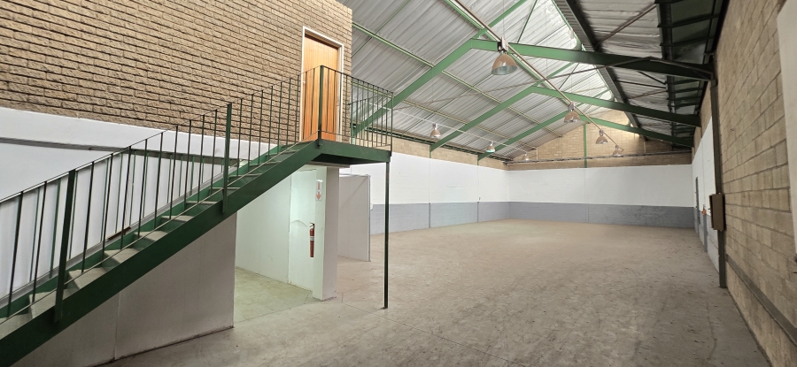 To Let Commercial Property for Rent in Robertville Gauteng