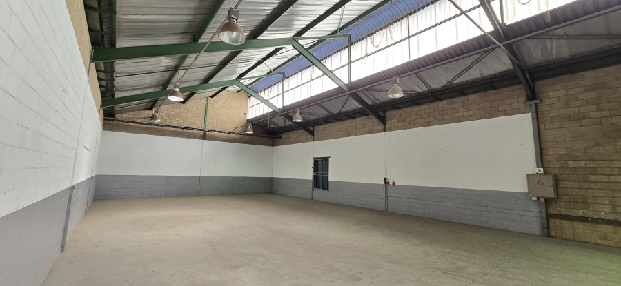 To Let Commercial Property for Rent in Robertville Gauteng