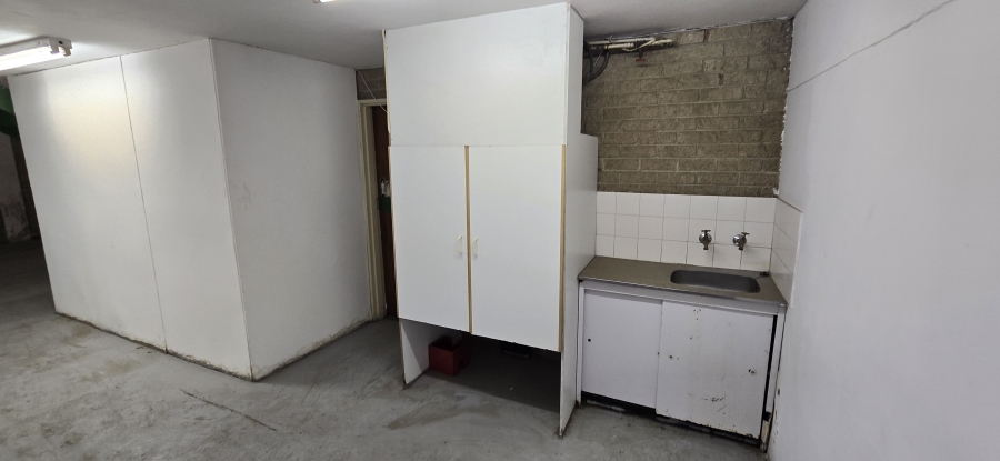 To Let Commercial Property for Rent in Robertville Gauteng
