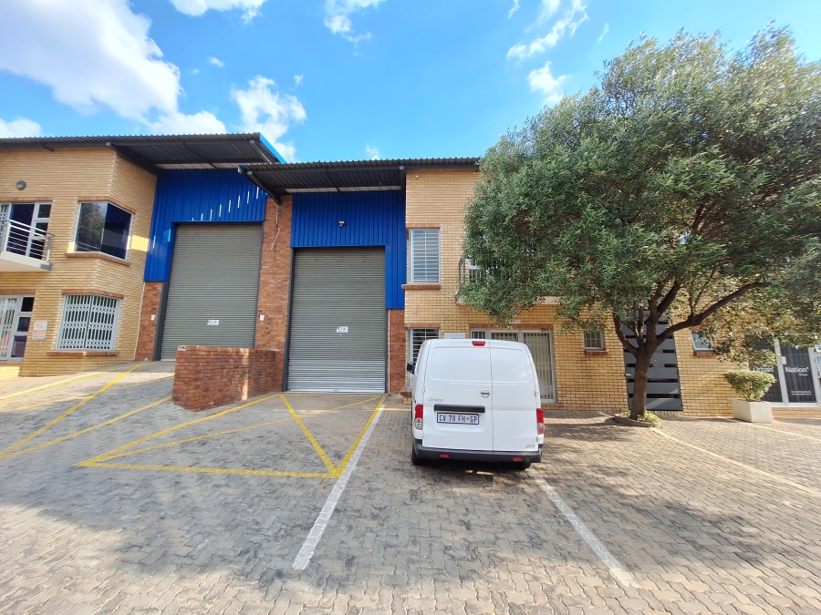 To Let Commercial Property for Rent in North Riding Gauteng