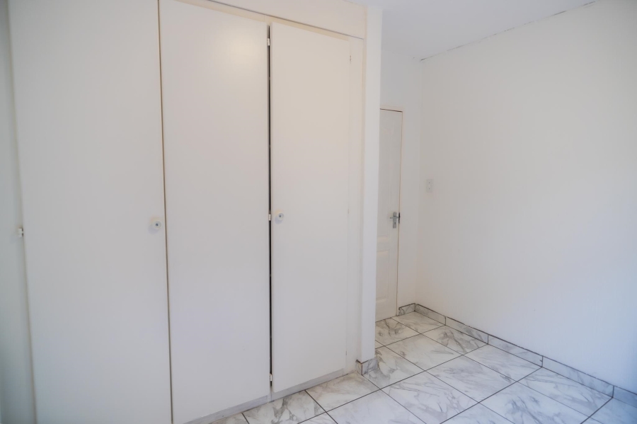 2 Bedroom Property for Sale in Bassonia Gauteng