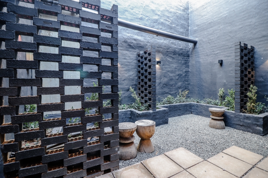 1 Bedroom Property for Sale in Sandton Central Gauteng