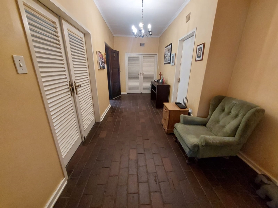 4 Bedroom Property for Sale in Parkhill Gardens Gauteng