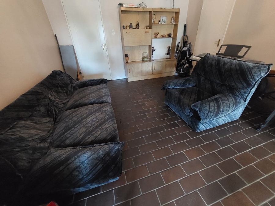 4 Bedroom Property for Sale in Parkhill Gardens Gauteng