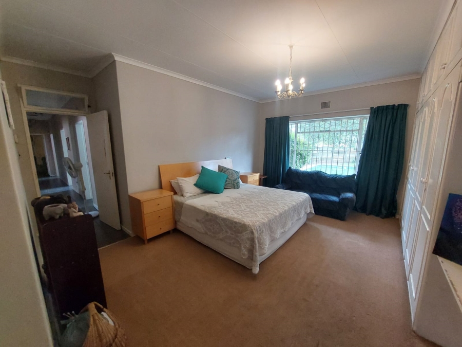 4 Bedroom Property for Sale in Parkhill Gardens Gauteng