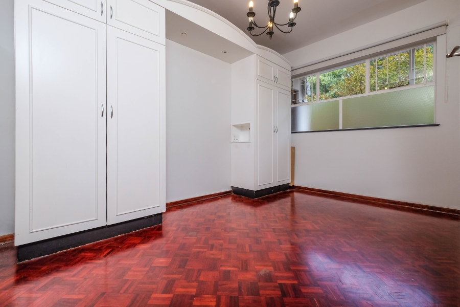 To Let 3 Bedroom Property for Rent in Illovo Gauteng