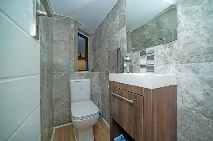 3 Bedroom Property for Sale in Bedford Gardens Gauteng