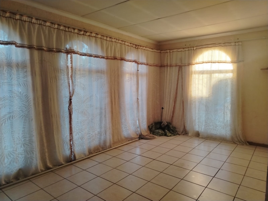 3 Bedroom Property for Sale in Dersley Gauteng