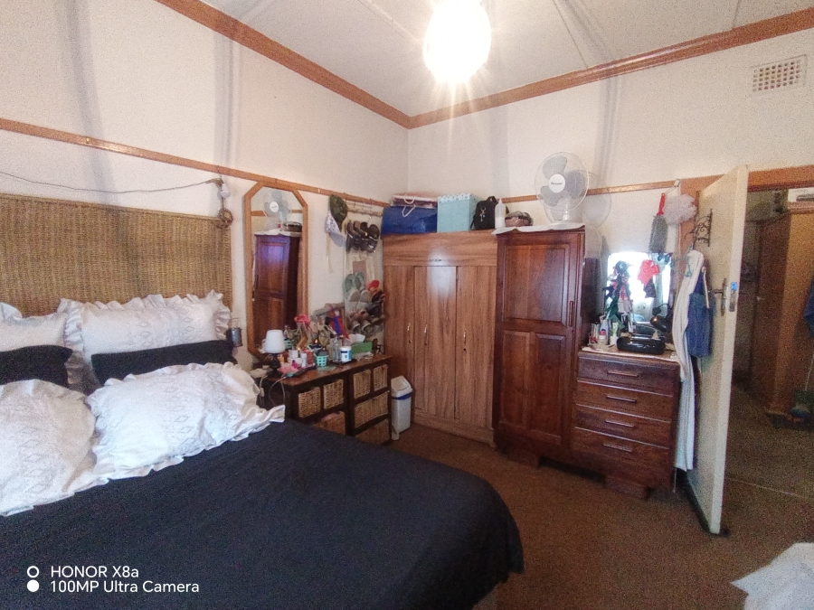 5 Bedroom Property for Sale in Malvern Gauteng