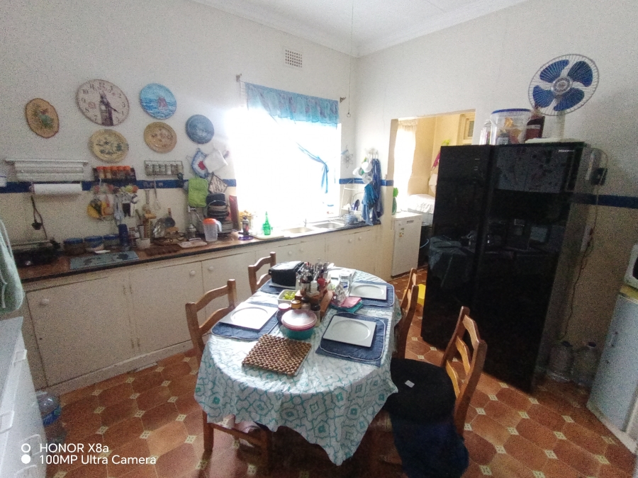 5 Bedroom Property for Sale in Malvern Gauteng