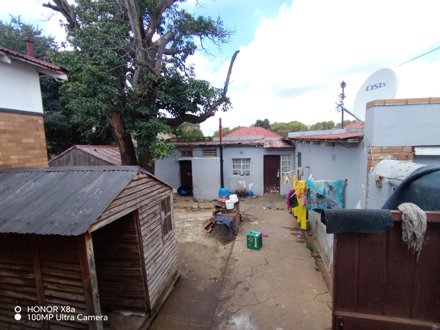 5 Bedroom Property for Sale in Malvern Gauteng