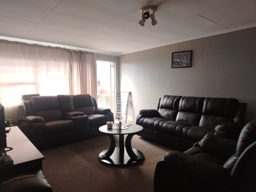 2 Bedroom Property for Sale in Kensington Gauteng