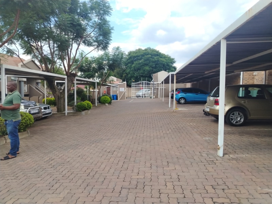 2 Bedroom Property for Sale in Kensington Gauteng