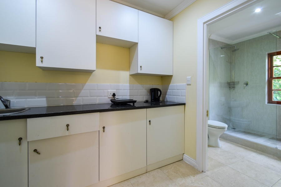 To Let 1 Bedroom Property for Rent in Waterkloof Gauteng