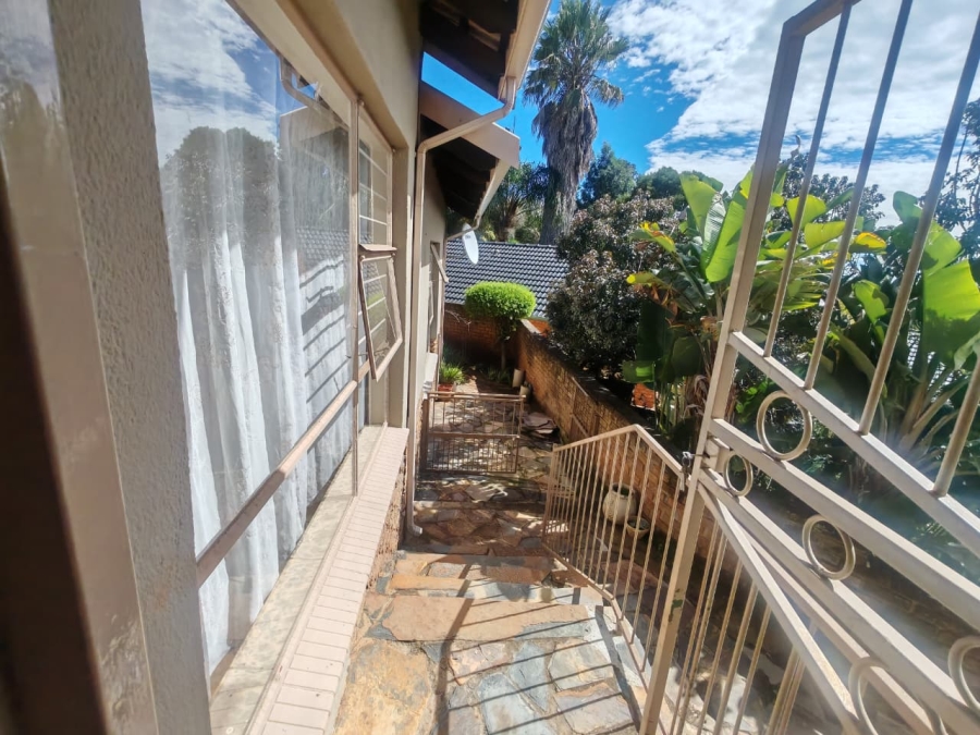 3 Bedroom Property for Sale in Rant En Dal Gauteng