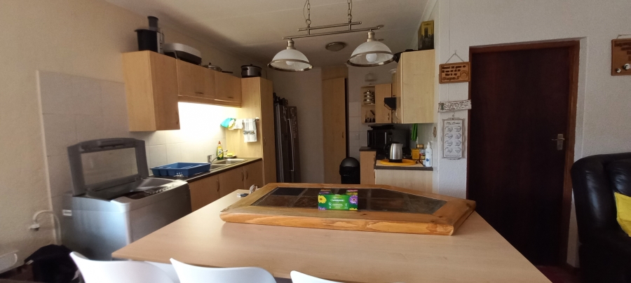 5 Bedroom Property for Sale in Fairlead Gauteng
