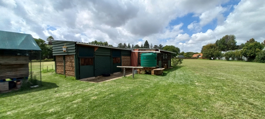 5 Bedroom Property for Sale in Fairlead Gauteng