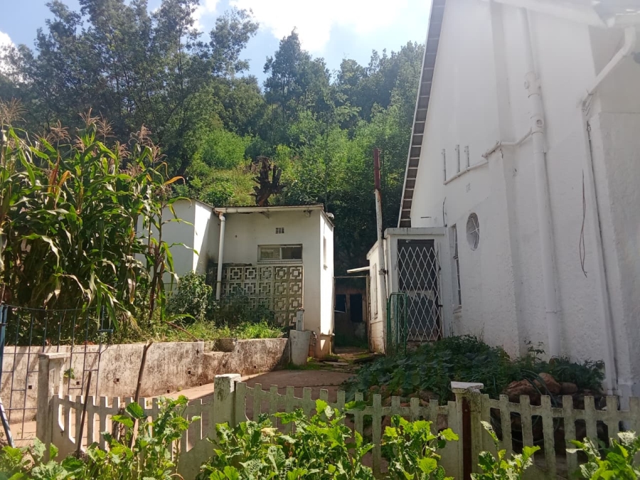 5 Bedroom Property for Sale in Bezuidenhout Valley Gauteng