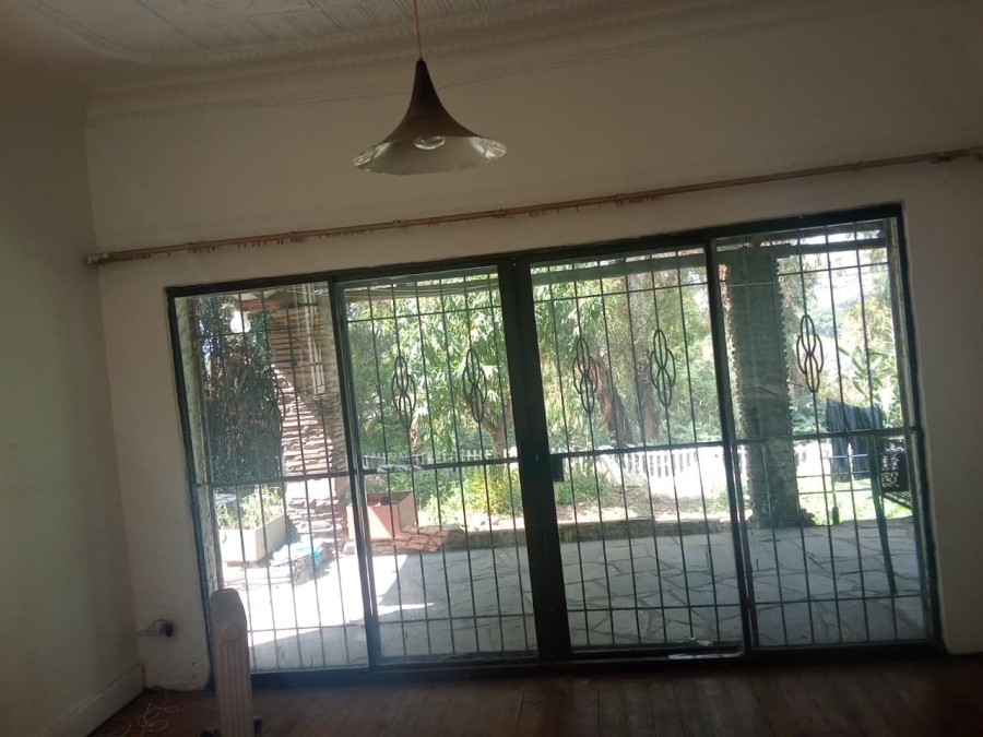 5 Bedroom Property for Sale in Bezuidenhout Valley Gauteng