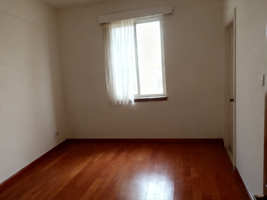 5 Bedroom Property for Sale in Bezuidenhout Valley Gauteng