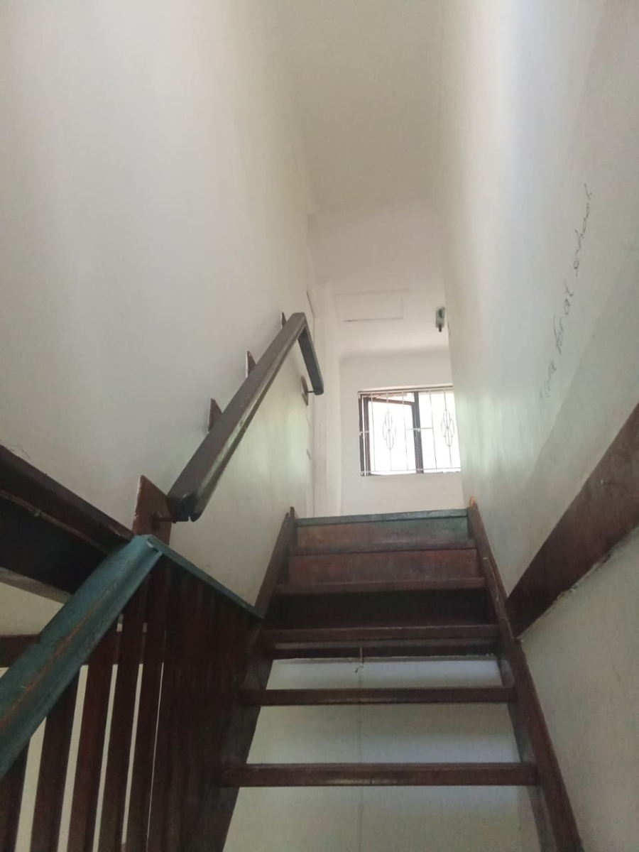 5 Bedroom Property for Sale in Bezuidenhout Valley Gauteng