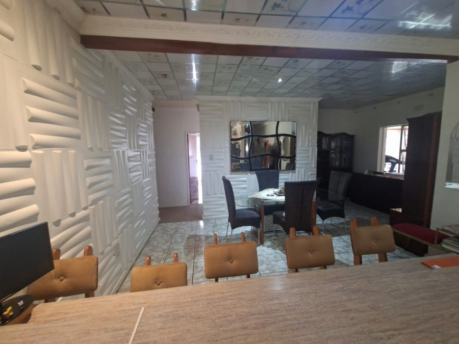 4 Bedroom Property for Sale in Waldrift Gauteng