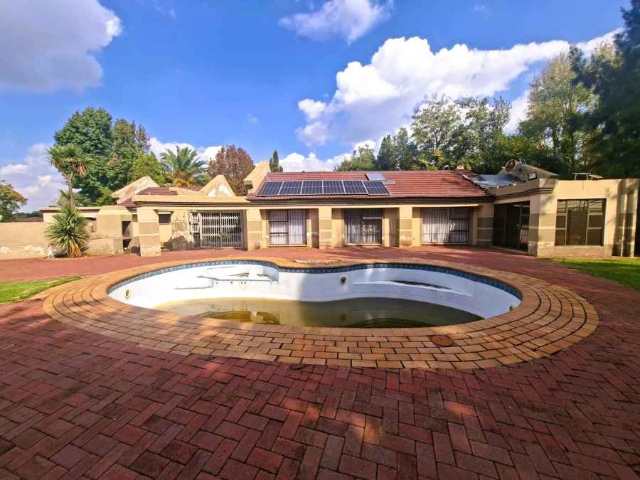 4 Bedroom Property for Sale in Waldrift Gauteng