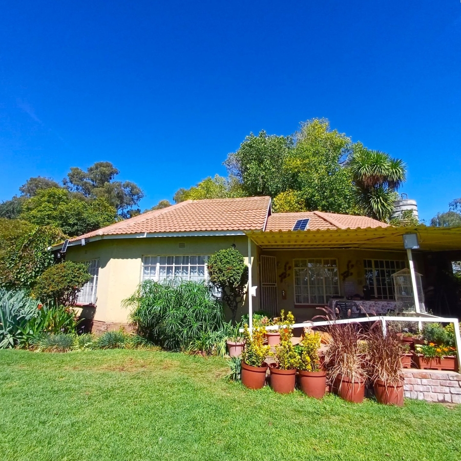4 Bedroom Property for Sale in Schoongezicht Gauteng