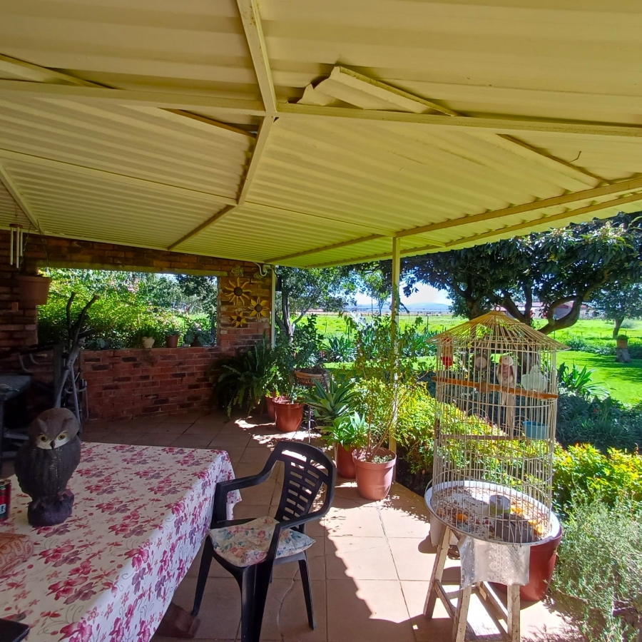 4 Bedroom Property for Sale in Schoongezicht Gauteng