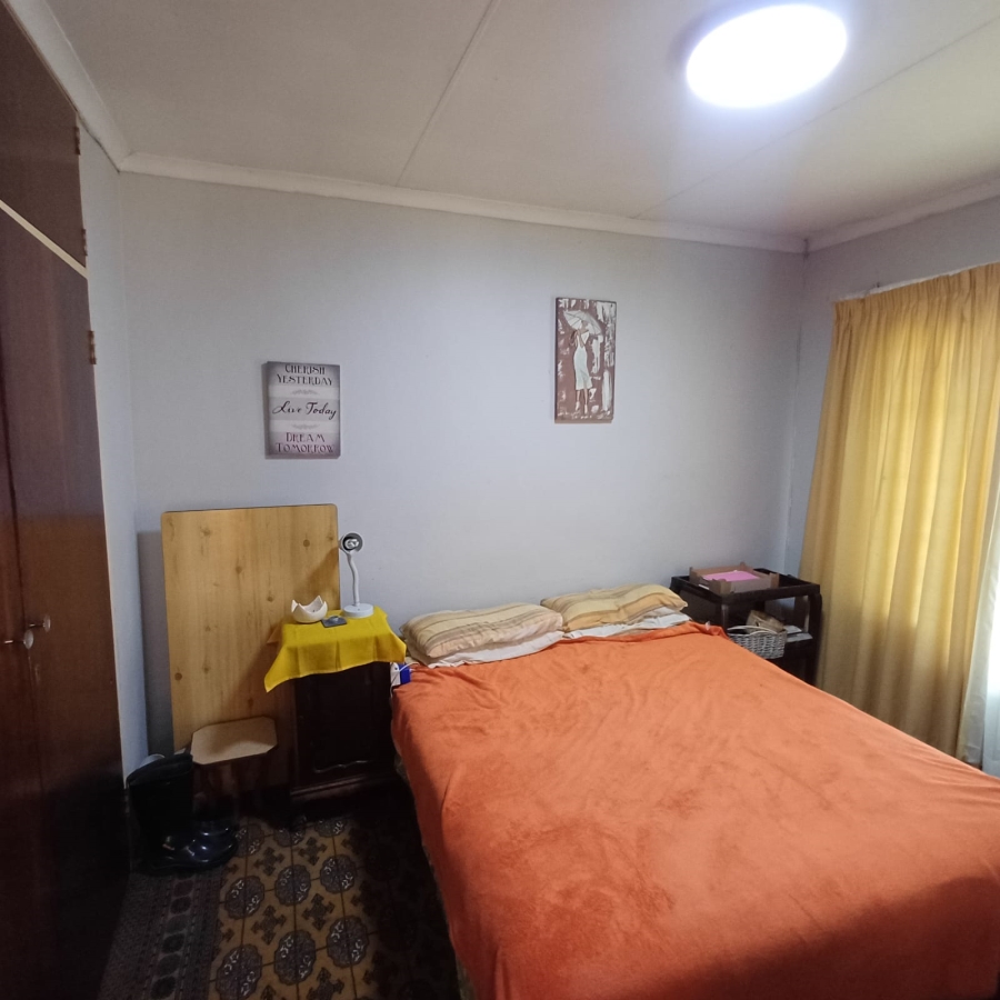 4 Bedroom Property for Sale in Schoongezicht Gauteng