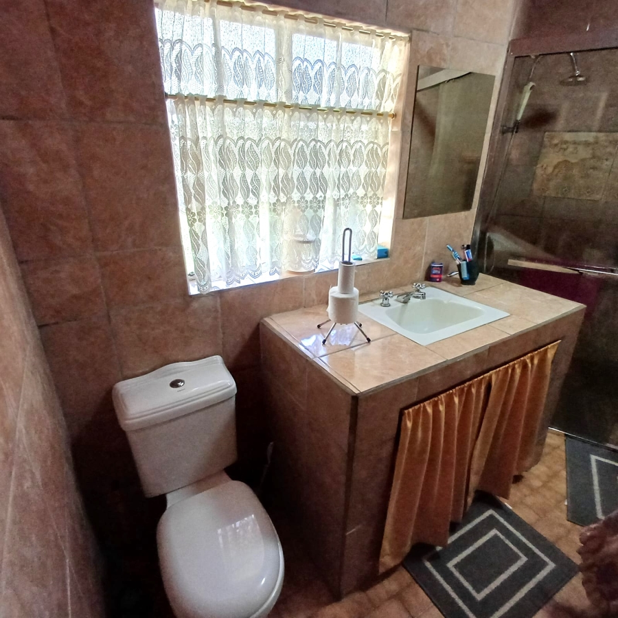4 Bedroom Property for Sale in Schoongezicht Gauteng