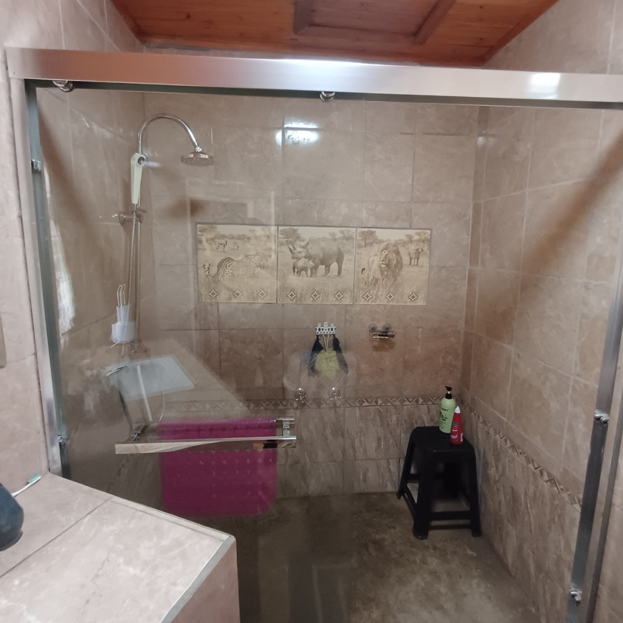 4 Bedroom Property for Sale in Schoongezicht Gauteng