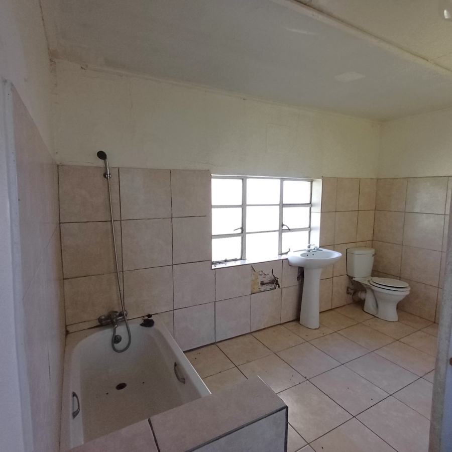 4 Bedroom Property for Sale in Schoongezicht Gauteng