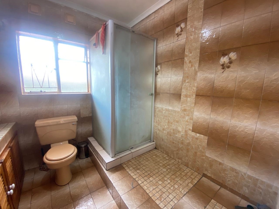 8 Bedroom Property for Sale in Bedworth Park Gauteng