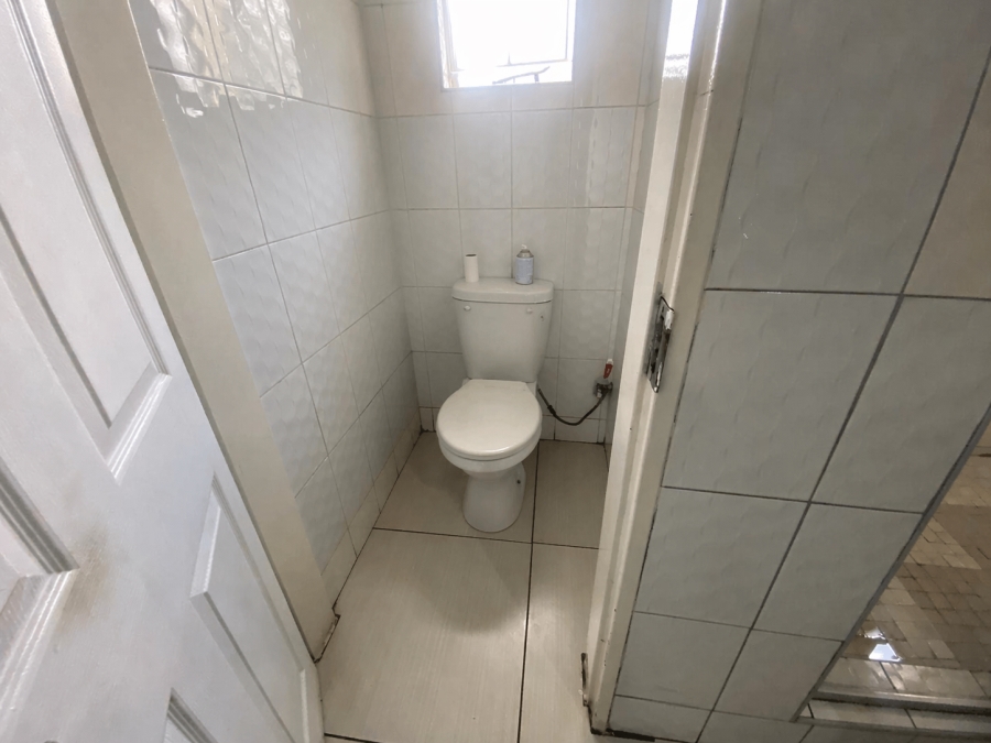 8 Bedroom Property for Sale in Bedworth Park Gauteng